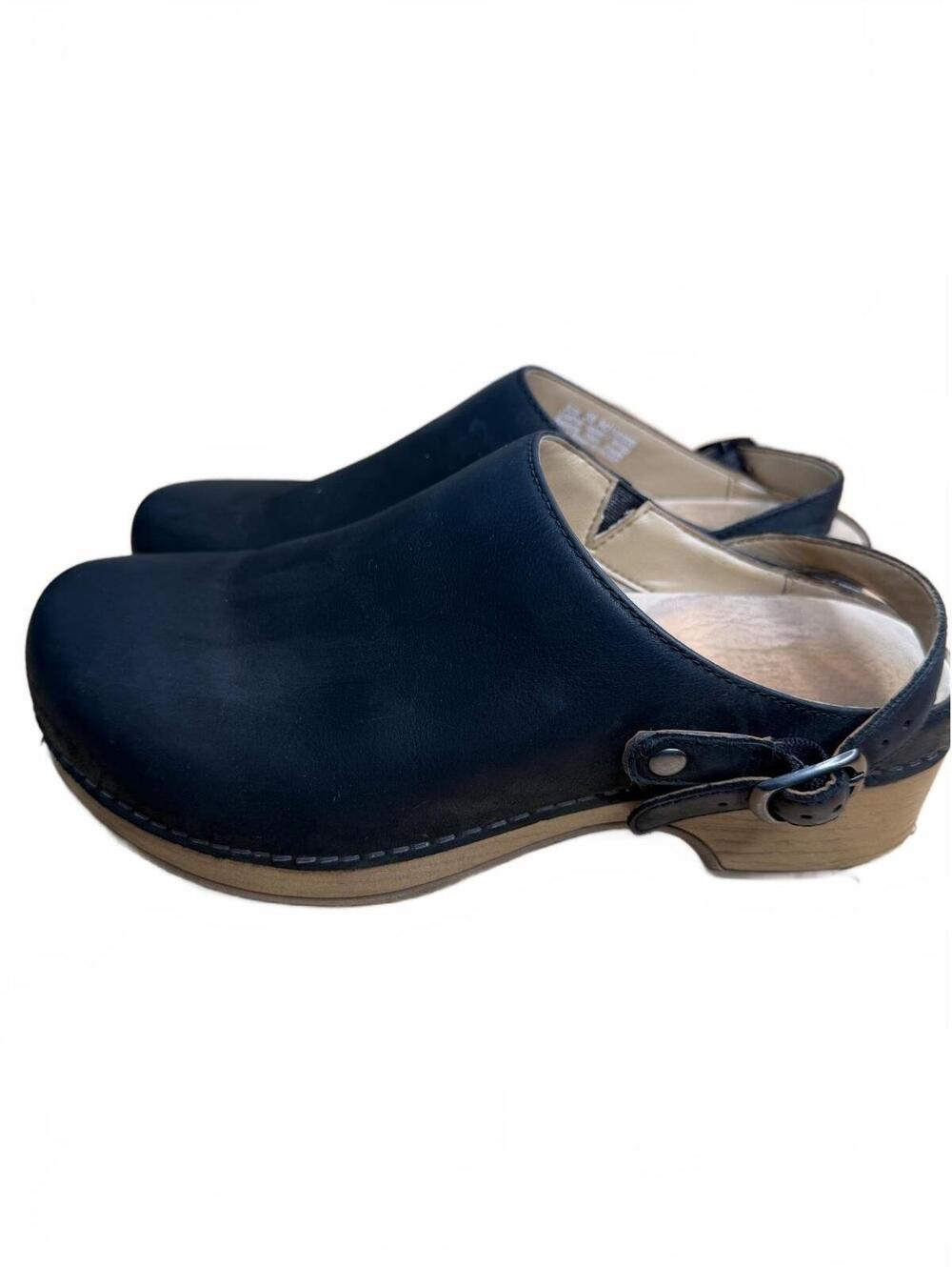 Dansko Berry Black Burnished Nubuck Slip-On Mule Clogs Women’s Size 38/ US 7.5-8